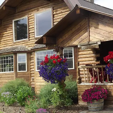 Fin And Feather Inn
